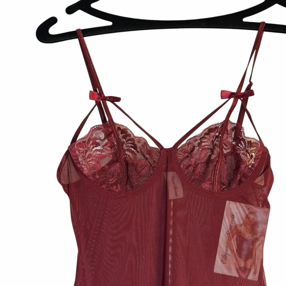 Elegant Moments Lace Teddy Bodysuit